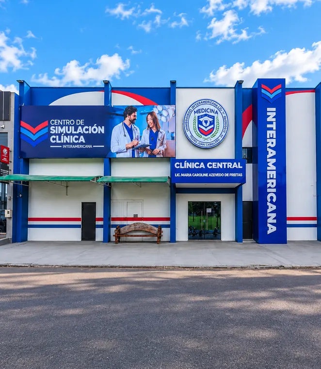 Fachada real da Clínica Central da Interamericana